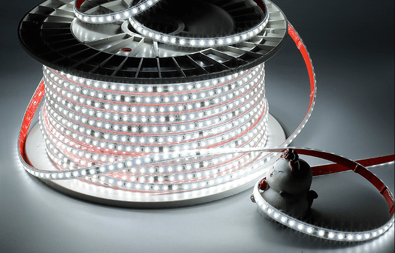 led燈帶220v和12v哪個好？