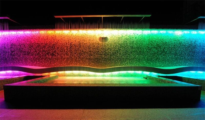 瀑布景觀燈帶：提升戶外空間的亮點